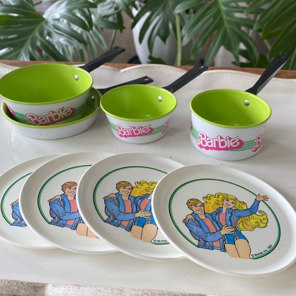 1983 Barbie Child Cook-n-Serve Playset of Dishes, Pots and Pans. Four of each. - Picture 12 of 12